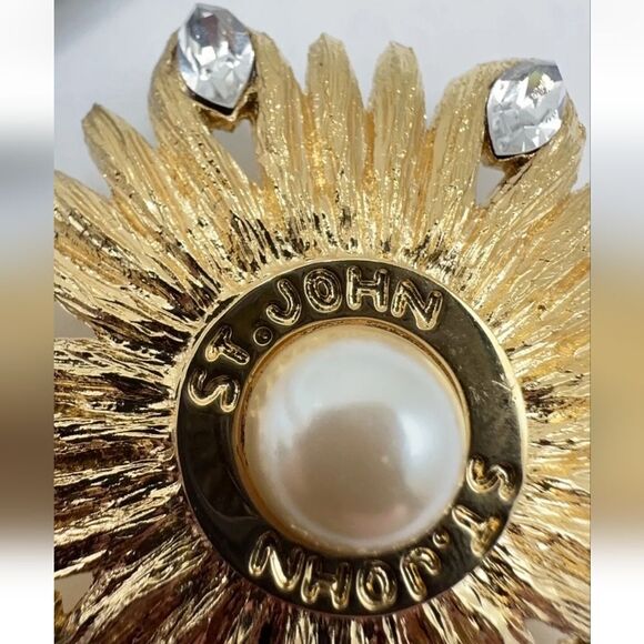 St. John brooches  - Picture 5 of 9
